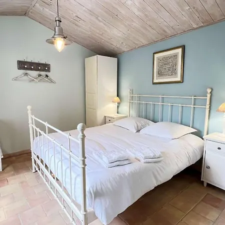 Вилла Dans Le Centre Du Village D'ars En Re, Charmante Bien Decoree