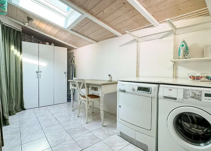 Villa Dans Le Centre Du Village D'ars En Re, Charmante Bien Décorée *